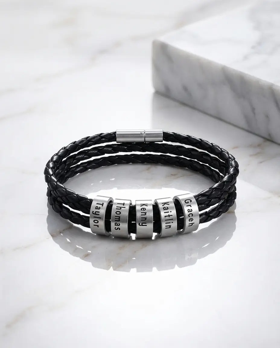Gegraveerde Herenarmband – Gevlochten Echt Leer met 1 tot 5 Stalen Naamkralen en Magneetsluiting