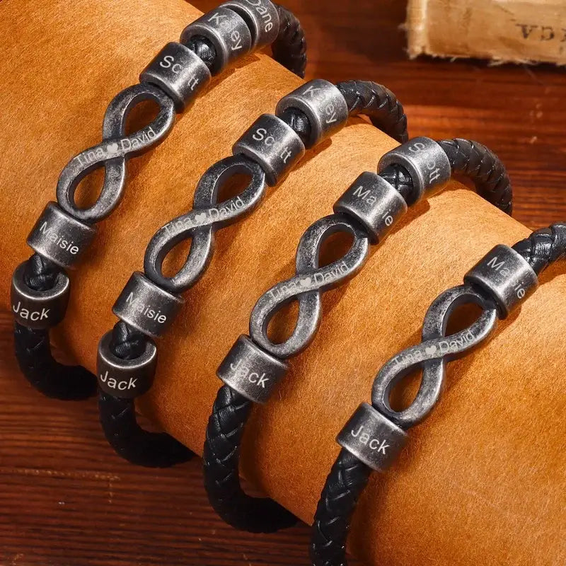 Gegraveerde Herenarmband – Zwart Leer met Stalen Infinity Sluiting, tot 5 Namen