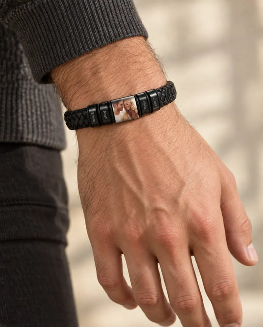 Herenarmband met Foto - gedragen door een model