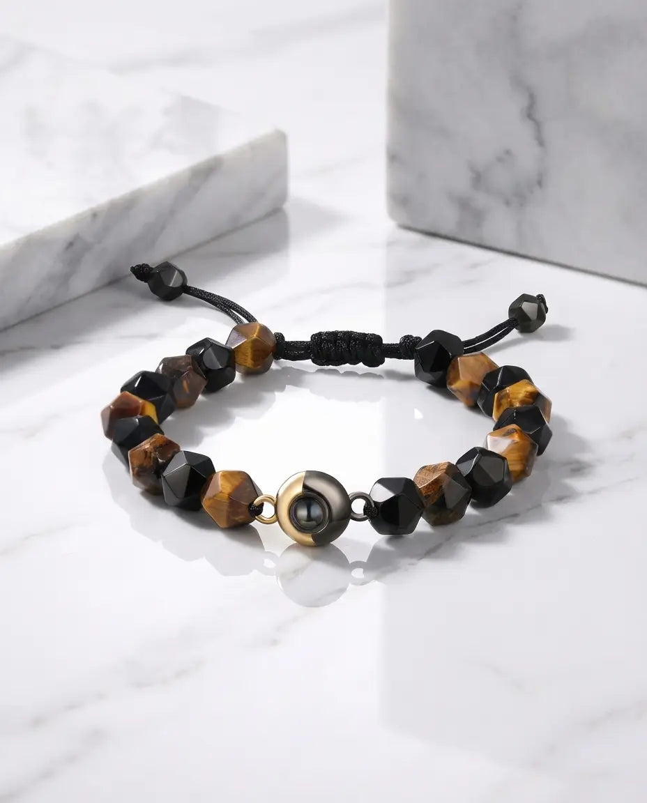 Armband met Foto Erin – Natuurlijk Tijgeroog met Verborgen Projectiesteen, Unisex