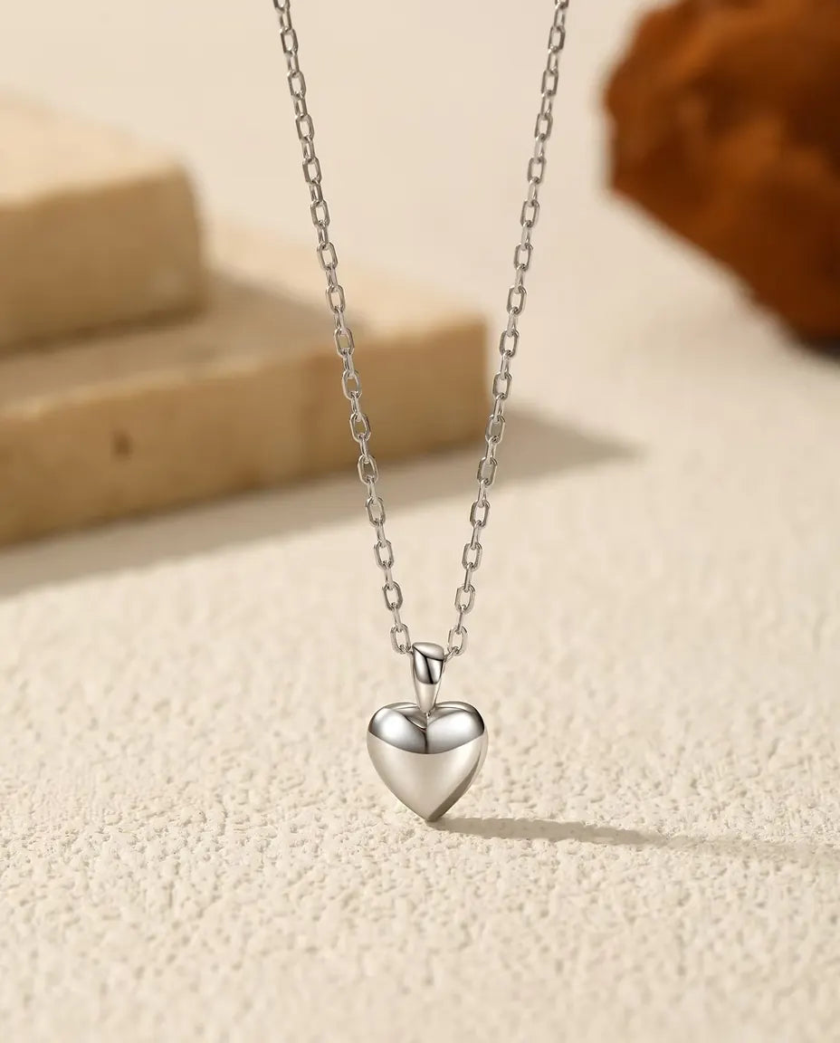 Ketting met Klein Hartje – bol hartje van 6 mm in 925 sterling zilver, fijne jasseron van 40+5 cm, zonder stenen