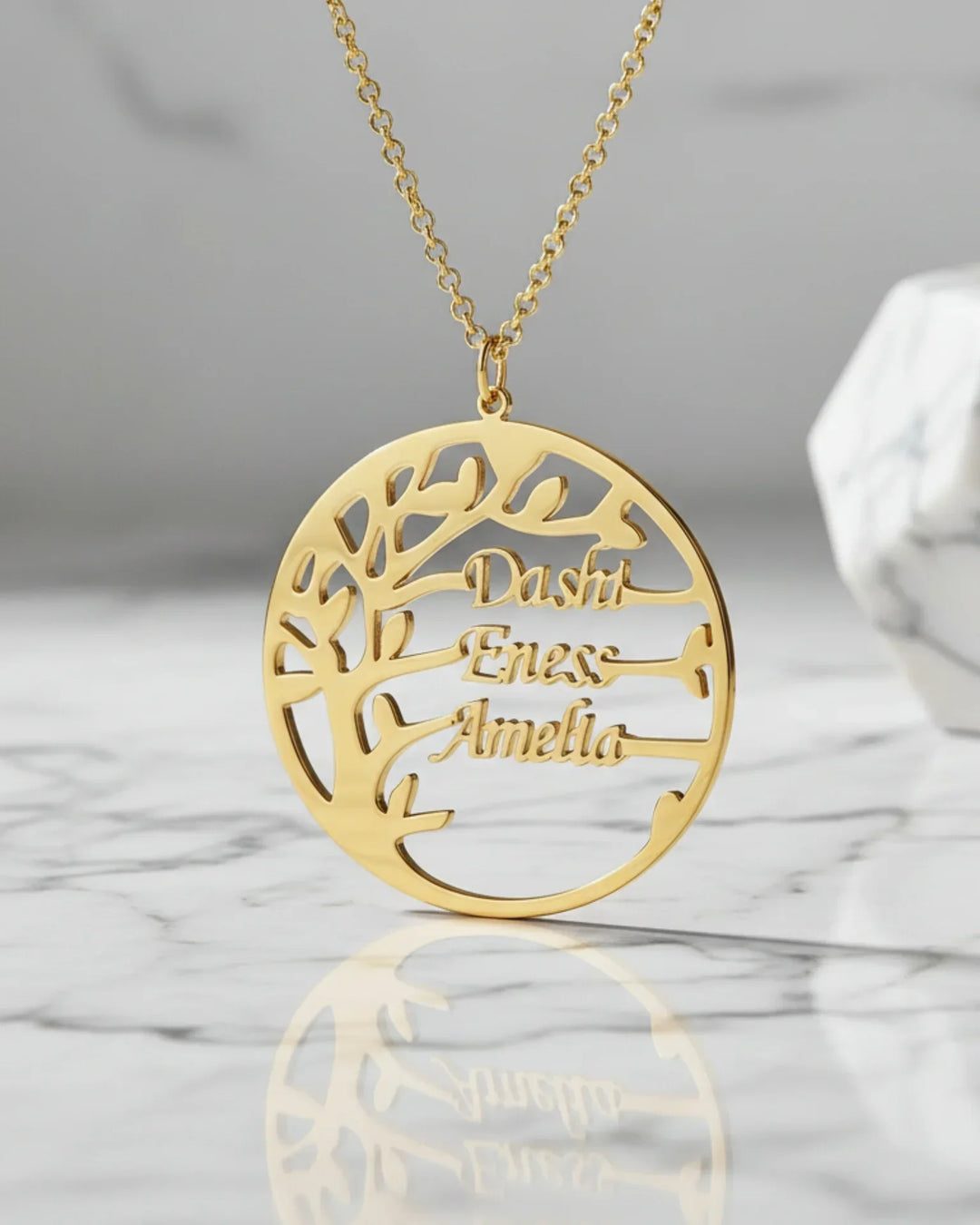 Ketting met Naam – Levensboom Medaillon in 925 Sterling Zilver met 2 of 3 Namen