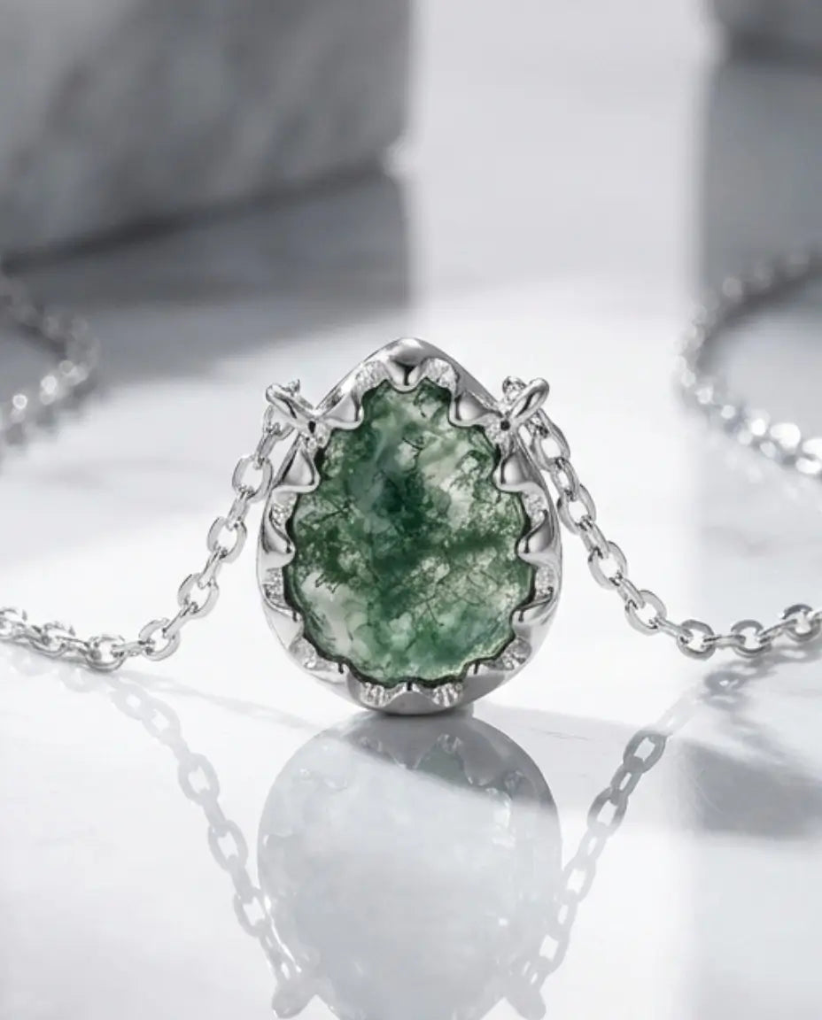Mosagaat Ketting – Druppelhanger met Dendritische Insluitsels, Sterling Zilver
