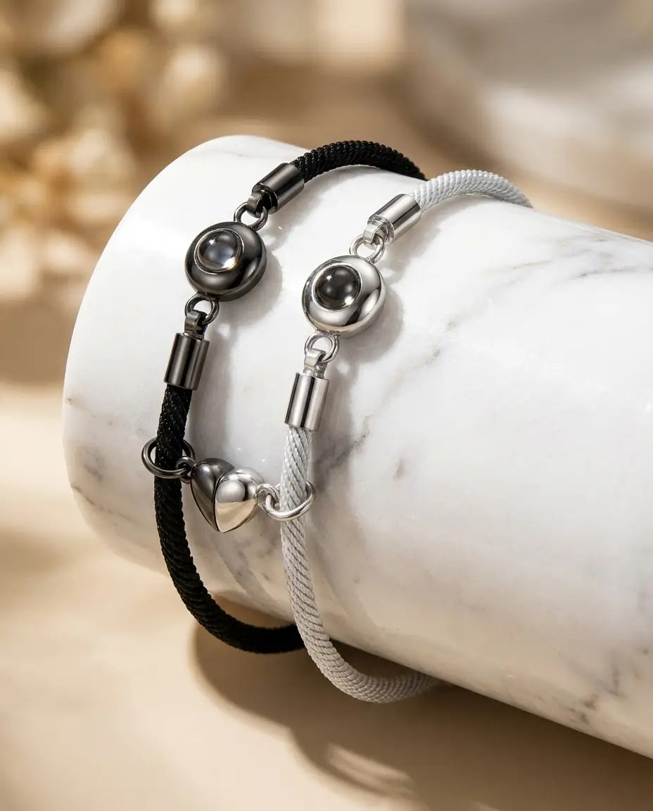 Koppel Armbanden met Foto Erin – Magnetische Hartjes op Gevlochten Koord, Set van 2