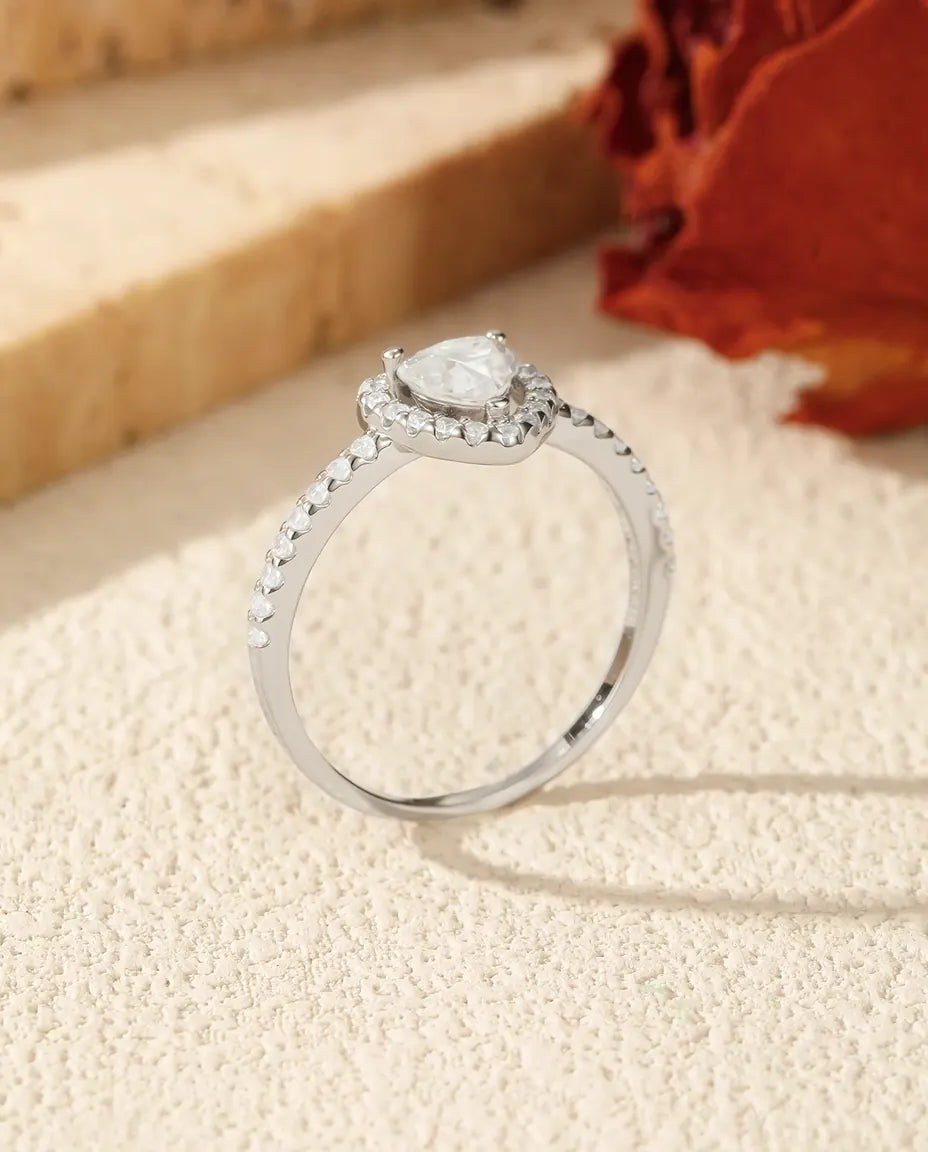 Moissanite Ring – Hartvormige Steen van 0,5 ct met Halo, 925 Sterling Zilver Beloftering