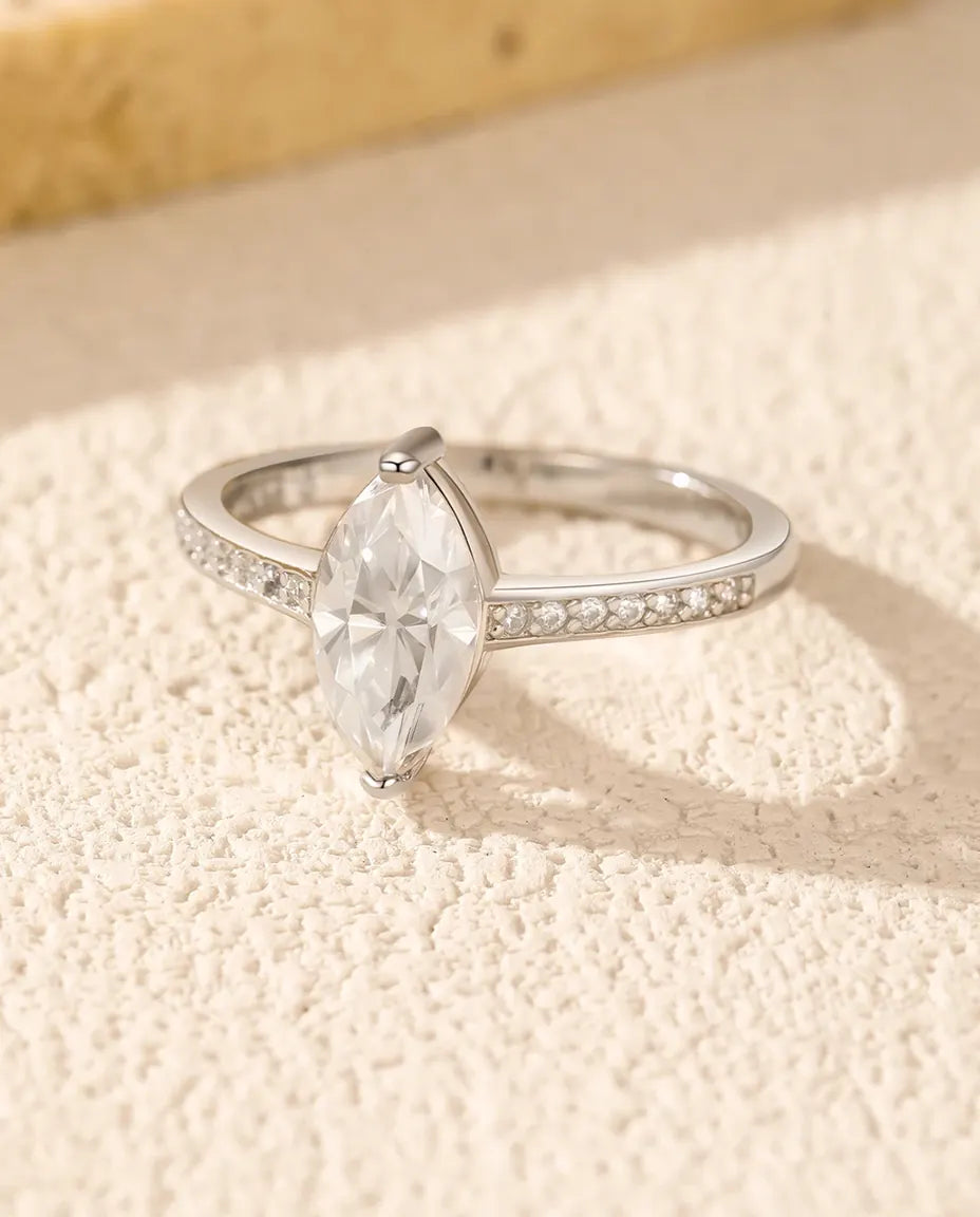 Moissanite Ring – Marquise Solitair van 1 Karaat in D-kleur, 925 Sterling Zilver