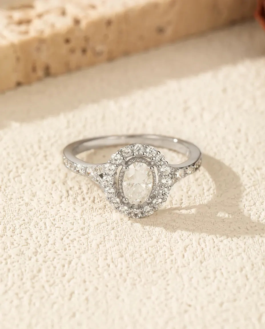 Moissanite Ring Ovaal 0,5 ct – Dubbele Halo met Pavé Schouders, 925 Sterling Zilver