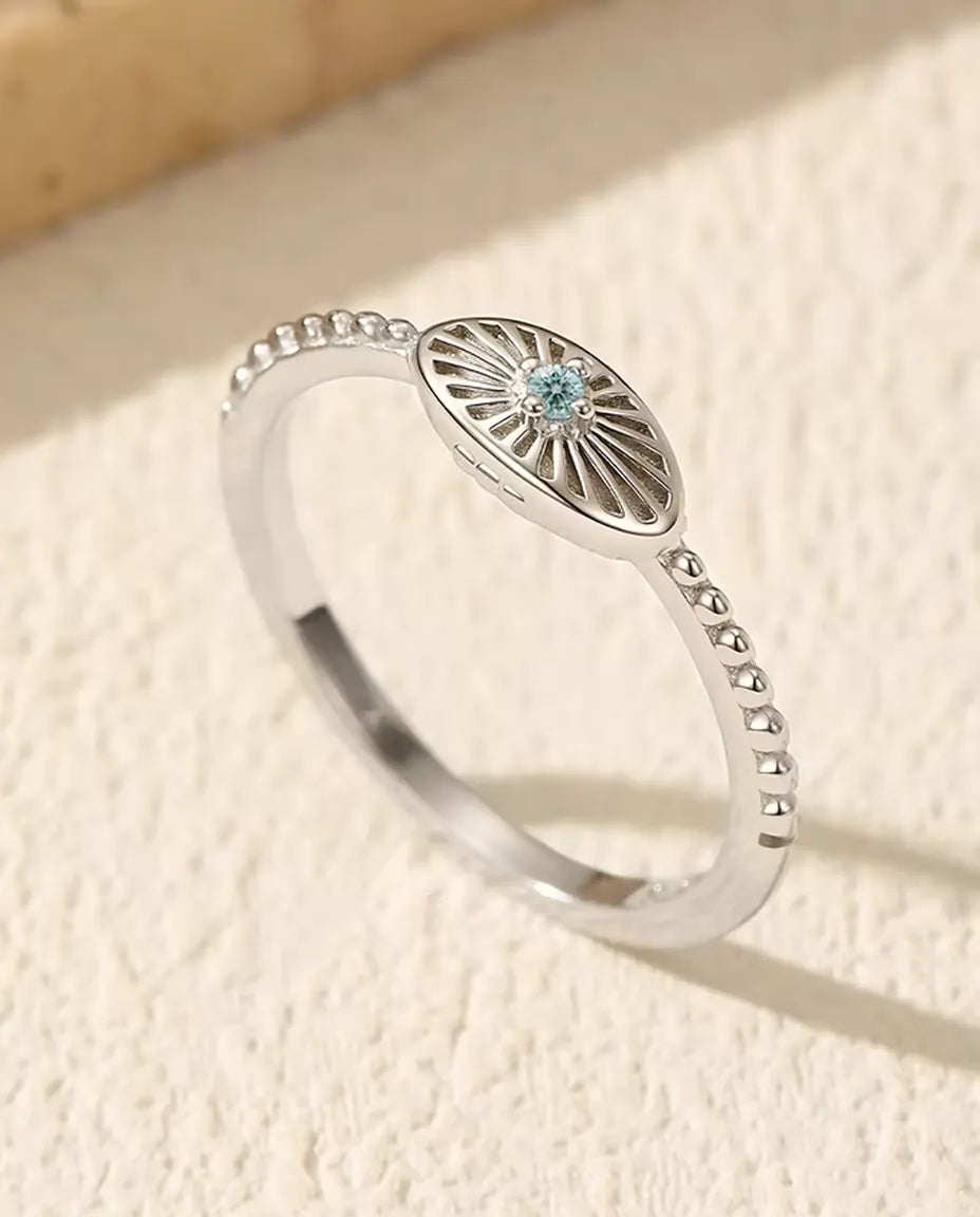 Ovale ring met stralen – zeegroene moissanite op geparelde band, 925 zilver, 5 x 9 mm, maten 5-9