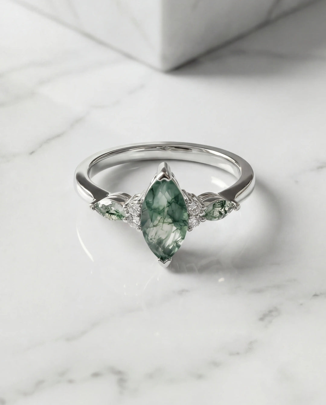 Mosagaat Ring – Marquise Geslepen Steen met Vintage Bladmotief, 925 Sterling Zilver