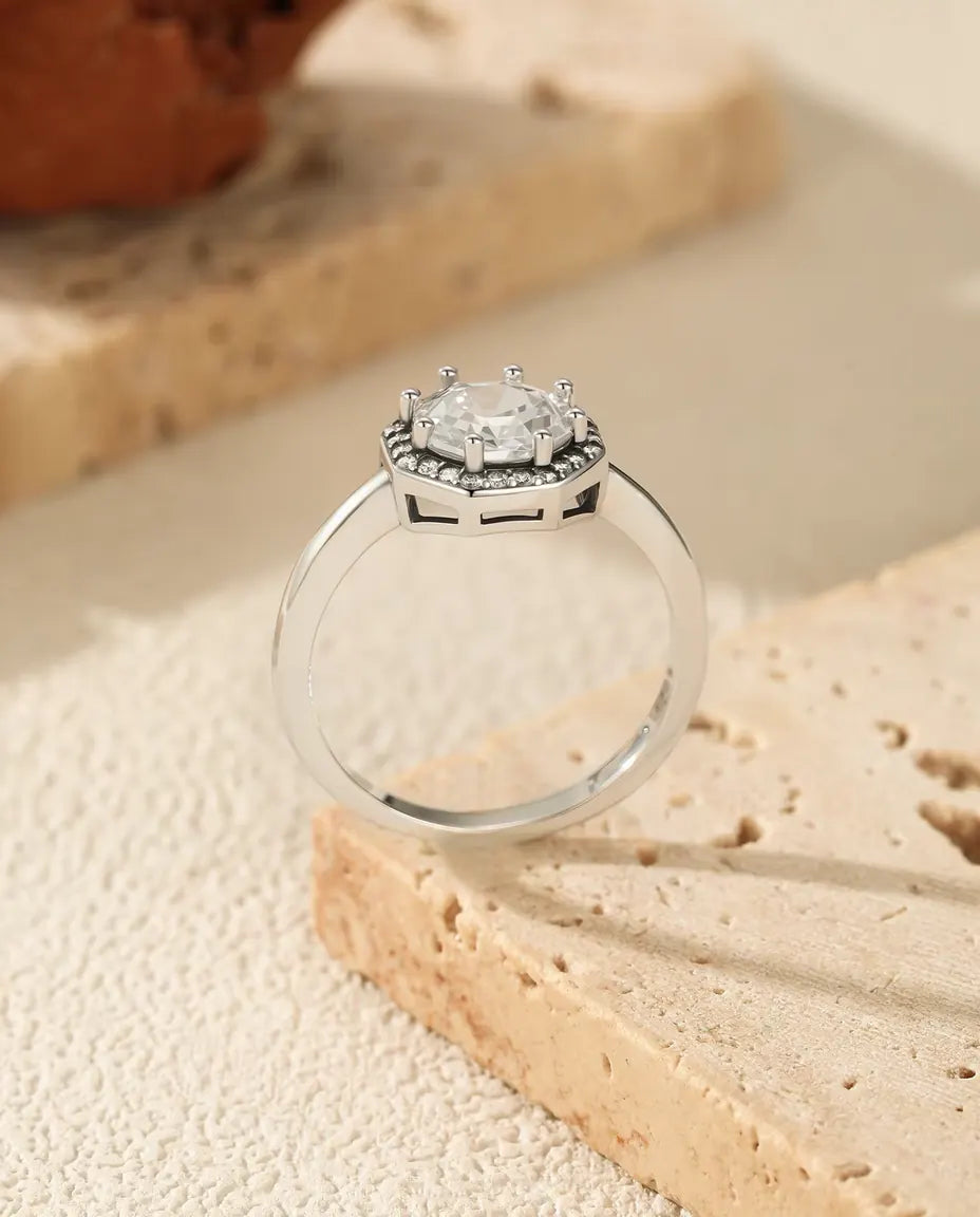 Achthoekige Halo Ring - zirkonia in trapslijpsel met pavé halo, 9,5 mm, maten 5 tot 9, 925 sterling zilver