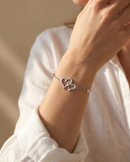 Gepersonaliseerde Dubbel Hart Armband 2 Namen - verstrengelde harten met twee geboortestenen, verstelbaar