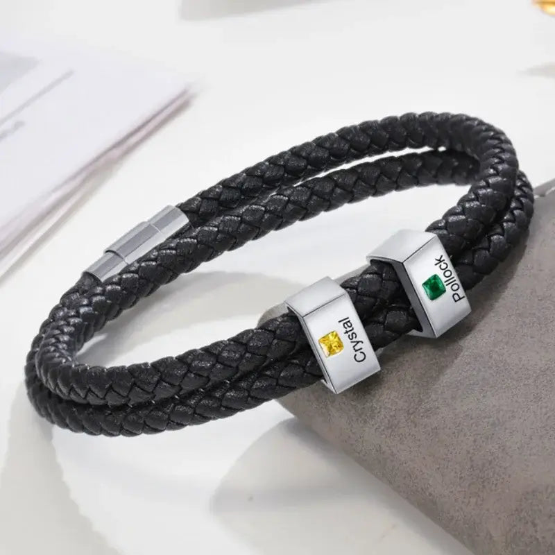 Gegraveerde Herenarmband – Zwart Leer met Namen en Geboortestenen, Roestvrij Staal