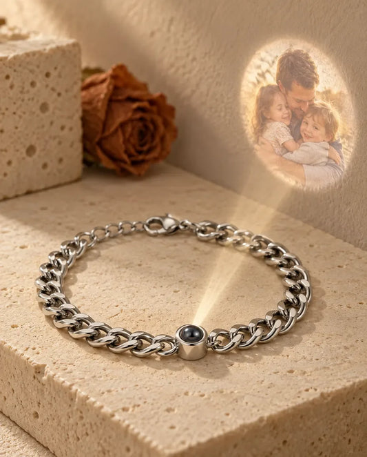 Herenarmband met Foto Erin - projecteert de verborgen foto op de muur