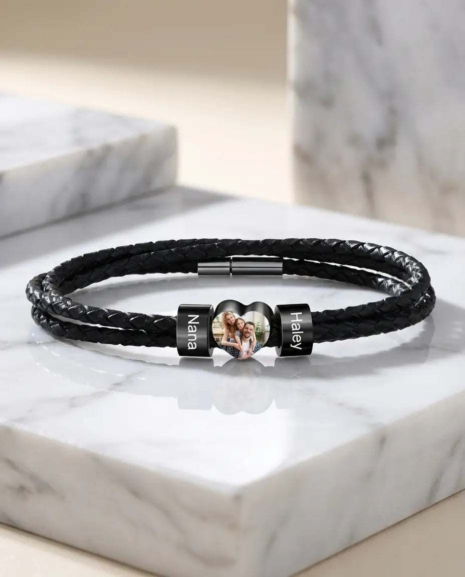 Herenarmband met Foto – Hartbedel op Dubbel Gevlochten Leer met 2 Naamkralen