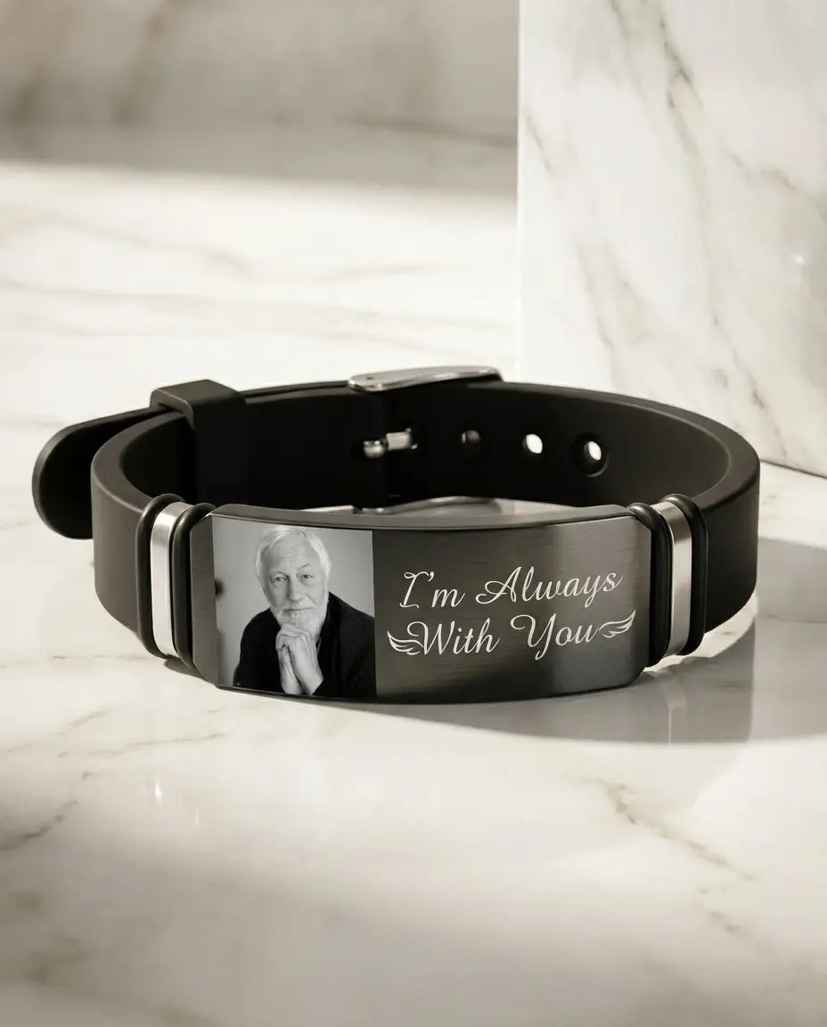 Herenarmband met Foto Erin – Siliconen Band met Gegraveerde Stalen Plaat