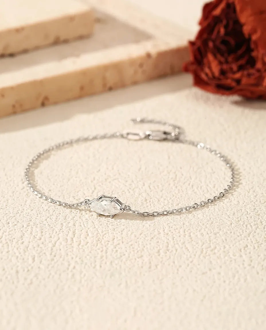 Armband met marquise moissaniet van 0,5 ct – 925 sterling zilver, fijne schakelketting, steen kleur D
