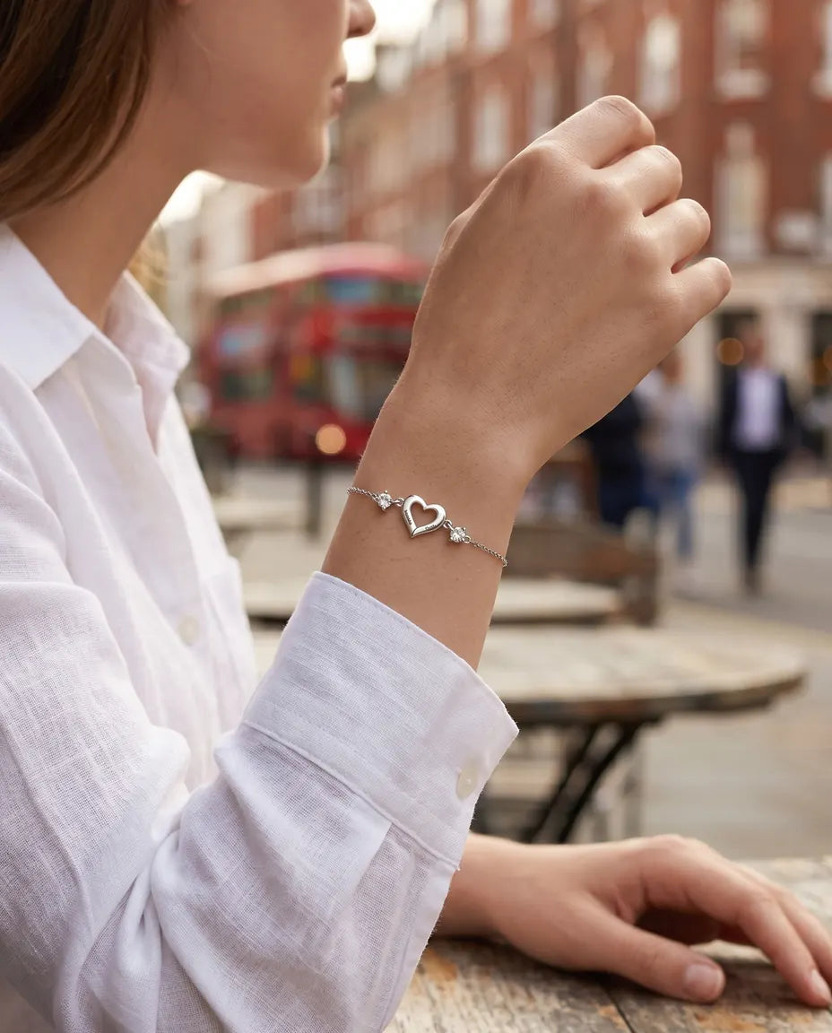 Gepersonaliseerde Armband met 2 Geboortestenen en 2 Namen - open hart, verstelbaar 16,5-21,5 cm, gerhodineerd