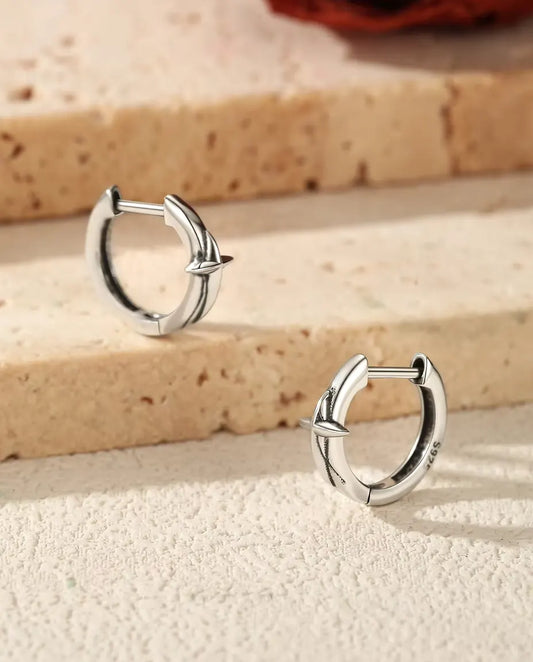 Huggie Creolen met Ster in 925 Sterling Zilver - het paar op treden van travertijn