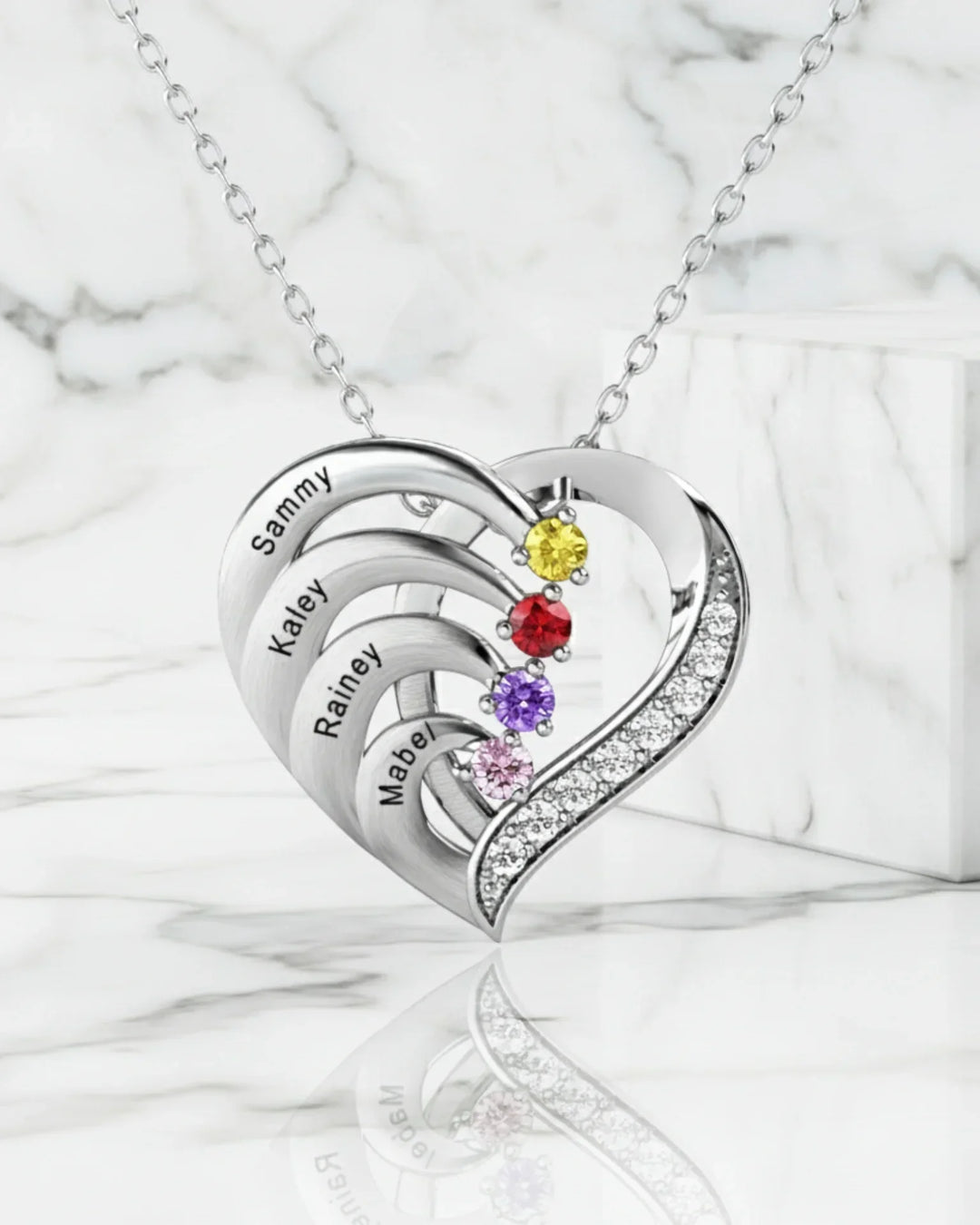 Geboortesteen Ketting – Gegraveerd Hart met 4 Namen en 4 Stenen, 925 Sterling Zilver
