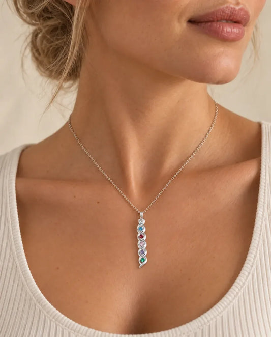 Gepersonaliseerde Ketting - gedragen door een model