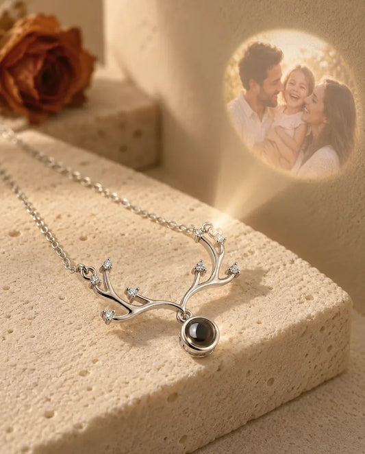 Ketting met Foto Erin - projecteert de verborgen foto op de muur