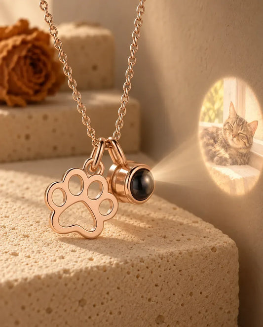 Ketting met Foto Erin - projecteert de verborgen foto op de muur