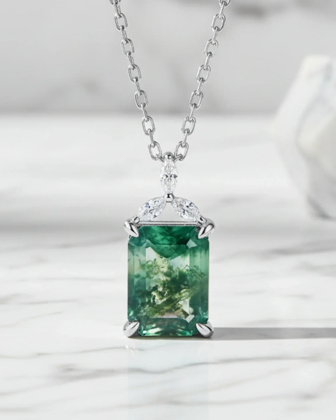 Mosagaat Ketting – Emerald Geslepen Hanger met Marquise Zirkonia, 925 Sterling Zilver