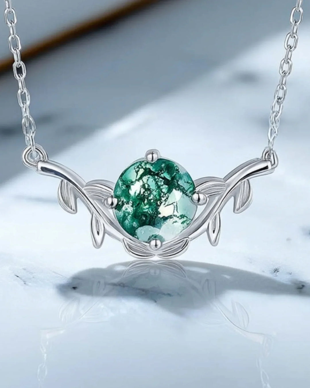 Mosagaat Ketting – Ronde Steen in Blad en Tak Zetting, 925 Sterling Zilver