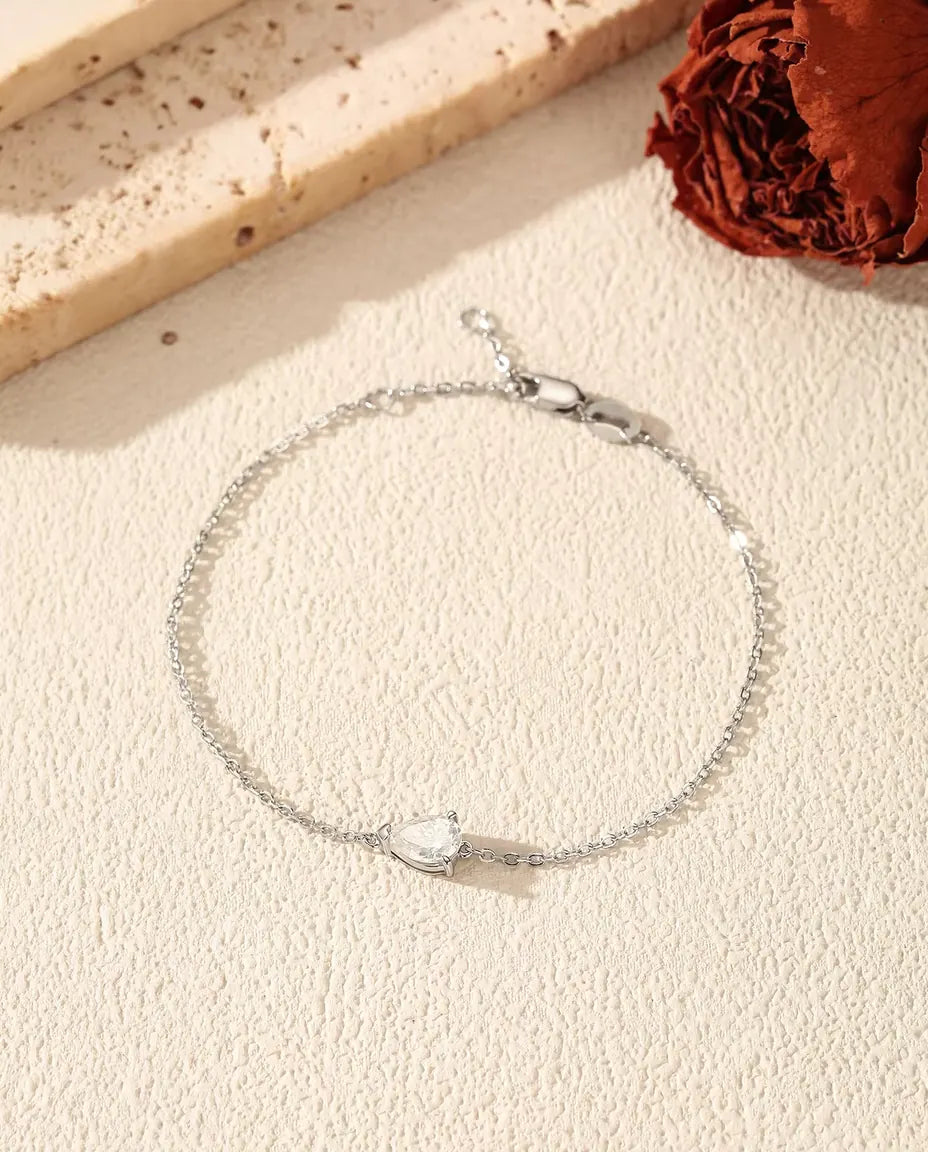 Moissaniet Armband Druppel geslepen - 0,80 ct kleur D, 5 x 7 mm, fijne ketting van 16+3 cm, zilver 925