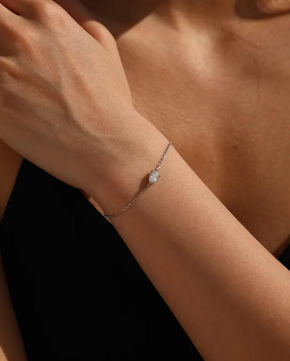 Moissanite Armband Druppel geslepen - 0,80 ct kleur D, 5 x 7 mm, fijne ketting van 16+3 cm, zilver 925