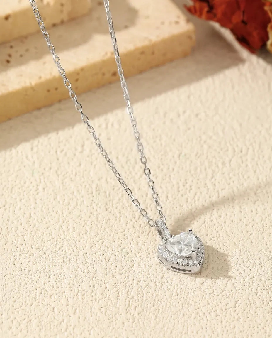 Moissanite Ketting Hart met Halo – hartslijpsel van 1 ct kleur D VVS1 in 925 sterling zilver, ketting 40+5 cm