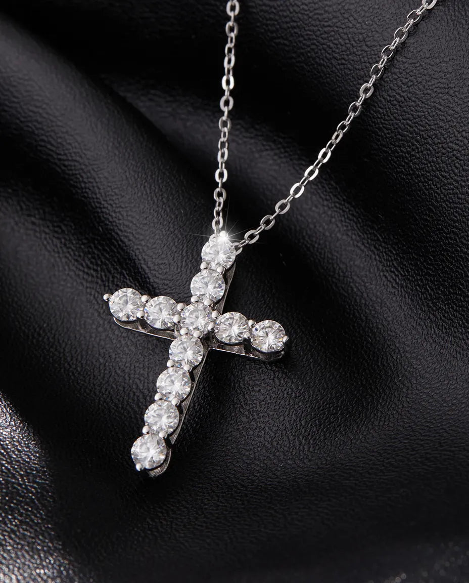 Moissanite Ketting met Kruis – elf stenen kleur D VVS1 in pavé, hanger van 27 mm in 925 sterling zilver