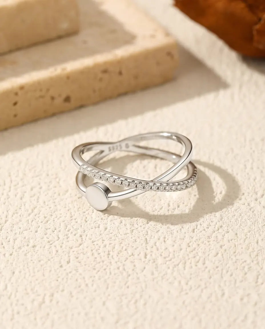 Moissanite X-ring - gekruiste band met pavé en gepolijste schijf van 4,5 mm in 925 sterling zilver, maat 5 t/m 9