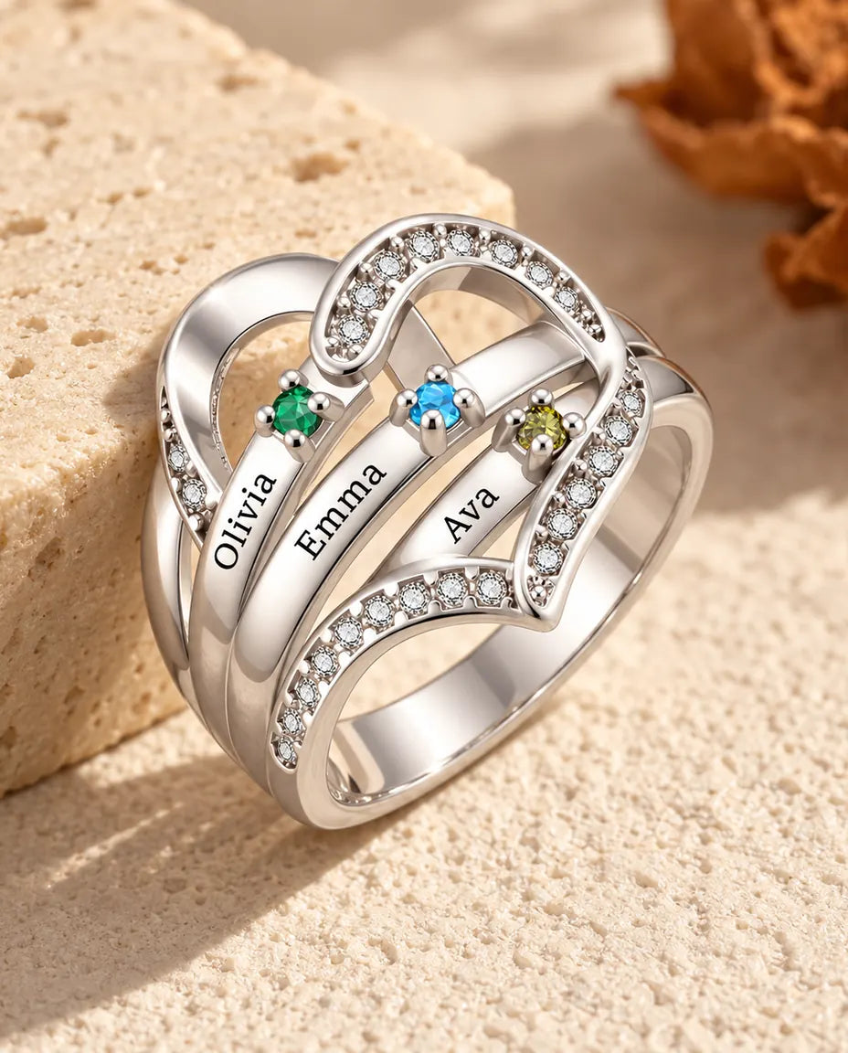 Gepersonaliseerde Geboortesteen Ring met 3-4 Namen en Gravure Binnenin - familiering met hart, gegraveerde namen en gesimuleerde geboortestenen, gerhodineerd