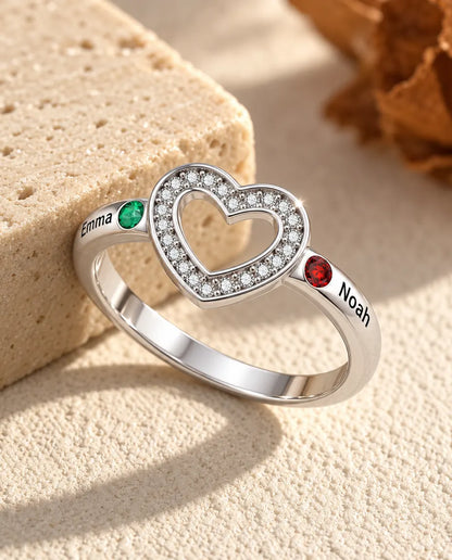 Gepersonaliseerde Geboortesteen Ring met 2, 4 of 6 Namen - stapelbare familiering met open hart, gegraveerde namen en gesimuleerde geboortestenen, gerhodineerd