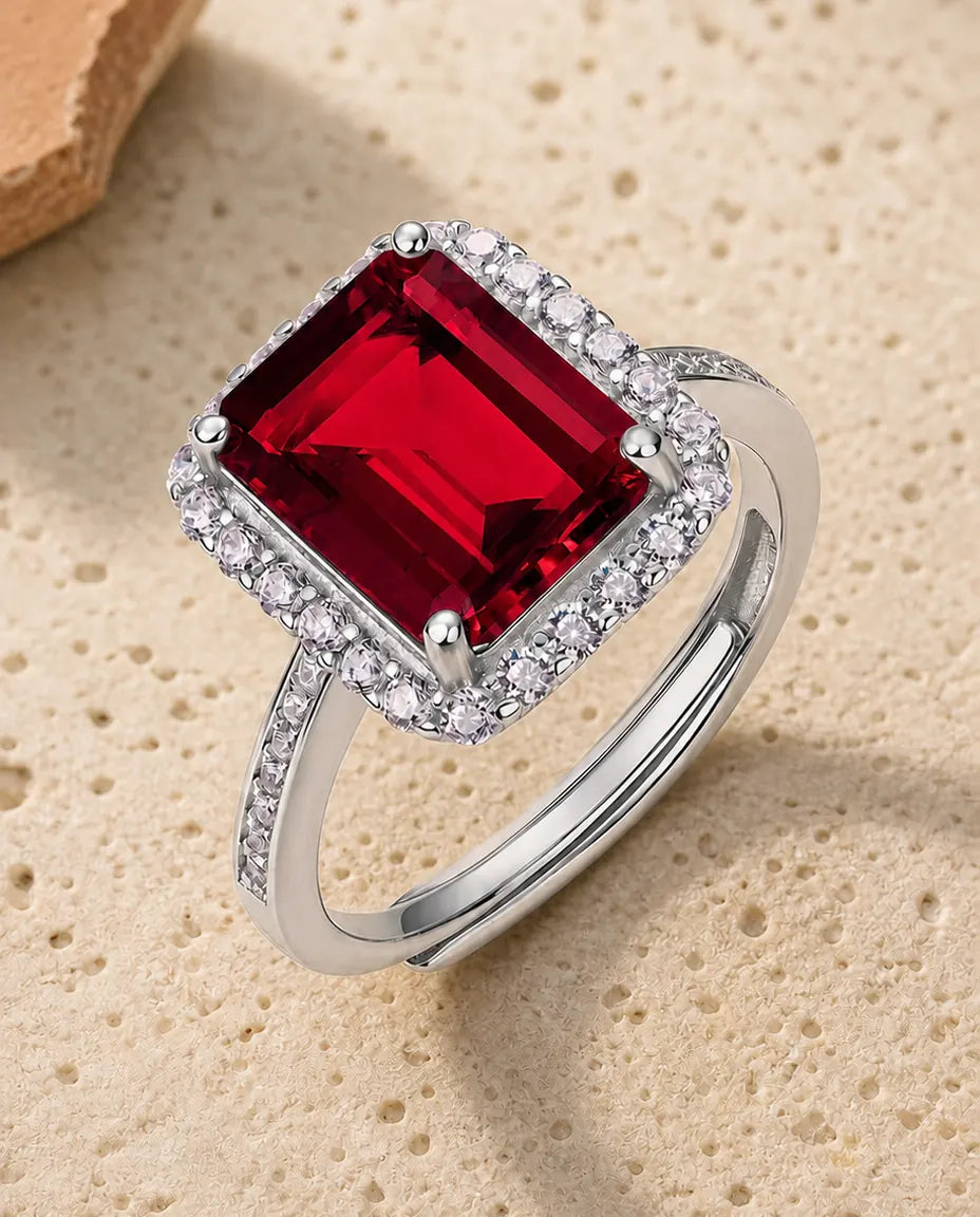 Robijn Ring met Achthoekige Steen en Halo – Verstelbaar 925 Sterling Zilver