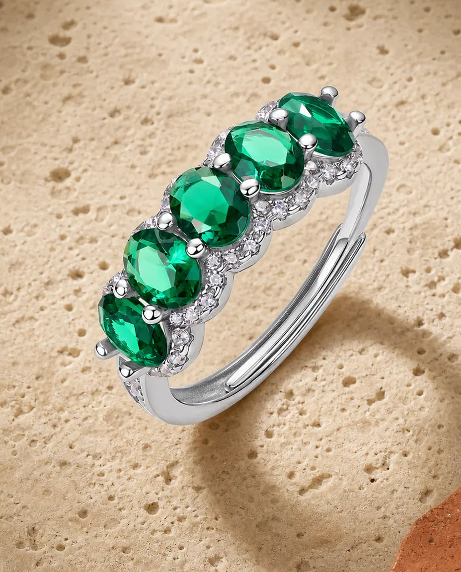 Smaragd Ring – Vijf Labgekweekte Ovalen met Oplopende Halo's, Verstelbaar 925 Sterling Zilver