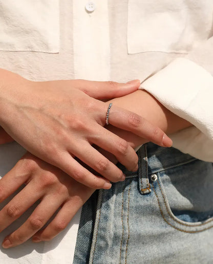 Verstelbare Ring met Geslepen Bolletjes - band van 2,5 mm bolletjes, maat US 6 tot 9, 925 sterling zilver