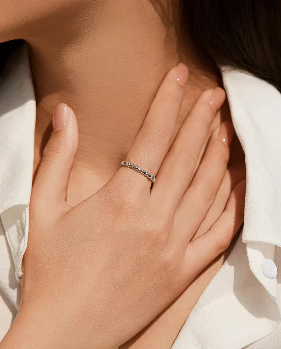 Verstelbare Ring met Geslepen Bolletjes - band van 2,5 mm bolletjes, maat US 6 tot 9, 925 sterling zilver