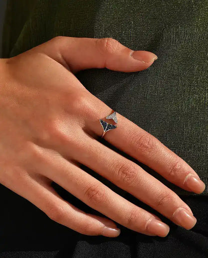 Walvisstaart Ring open verstelbaar - blauwe en witte stenen, maten US 6 tot 9, 925 sterling zilver